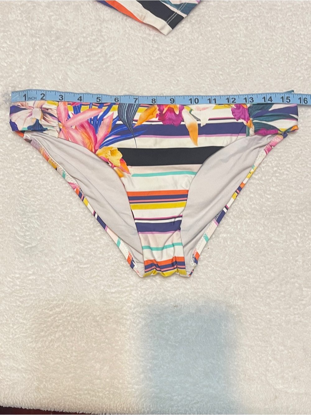 Trina Turk Treasure Cove Tankini Tropical Floral Flattering Swimsuit Beach 12 - Picture 4 of 15